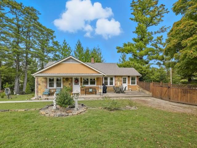 House for sale in Neosho, Missouri