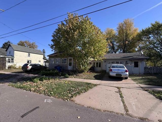 House for sale in Ironwood, Gogebic County