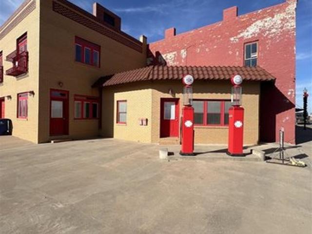 Condo for sale in Hennessey, Oklahoma