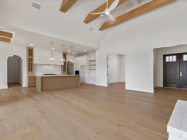 House for sale in Kingsland, Texas