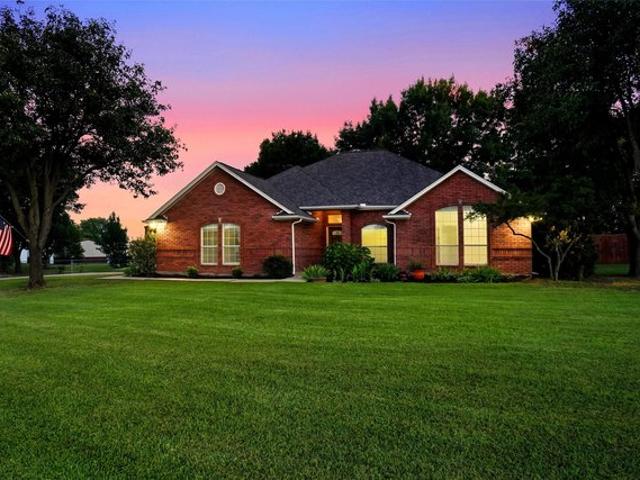 House for sale in Haslet, Texas