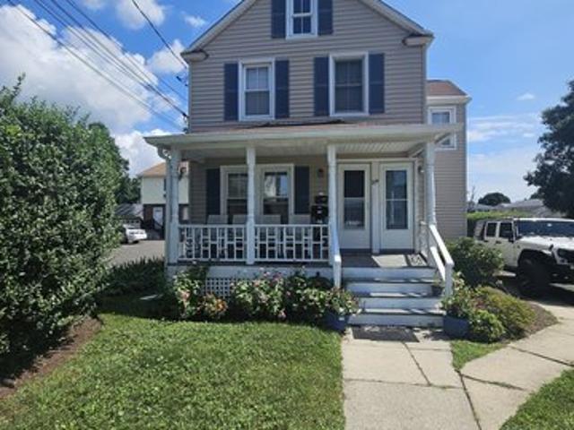 House for sale in Cos Cob, Connecticut