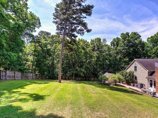 House for sale in Sunset Hills, Calhoun