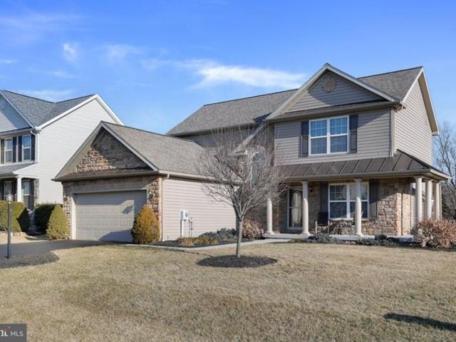 House for sale in Bunker Hill, West Virginia