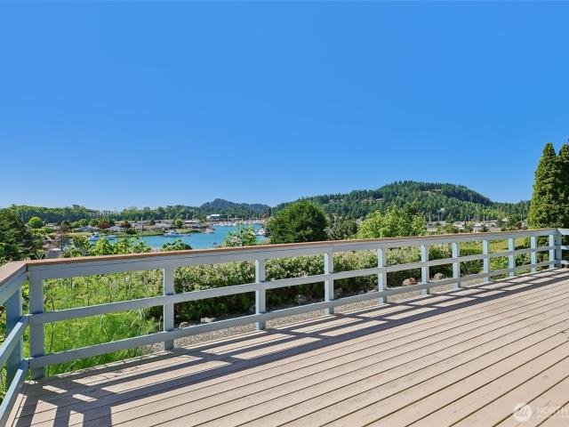 House for sale in La Conner, Washington