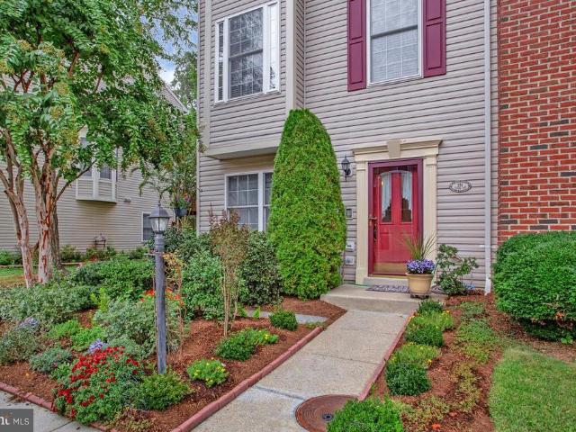 Condo for sale in Steuart Corner, Edgewater