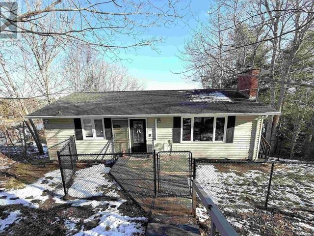 House for sale in Beaver Bank, Nova Scotia