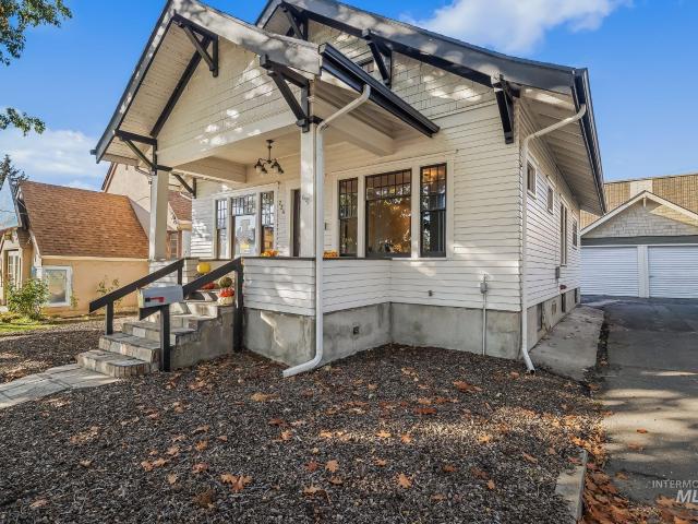 House for sale in Moscow, Latah County