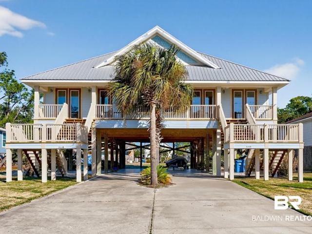 House for sale in Gulf Shores, Alabama