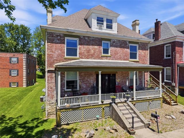 House for sale in Canonsburg, Pennsylvania