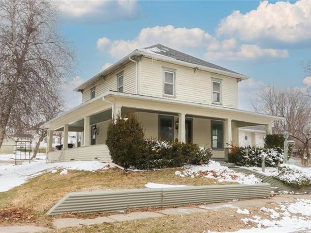 House for sale in Oxford, Iowa