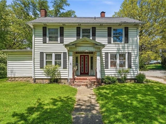 House for sale in Mercer, Pennsylvania