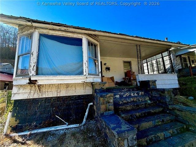House for sale in Logan, West Virginia