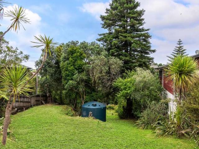 Land for sale in Whangaparaoa
