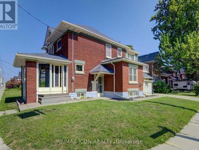 House for sale in Kitchener, Ontario