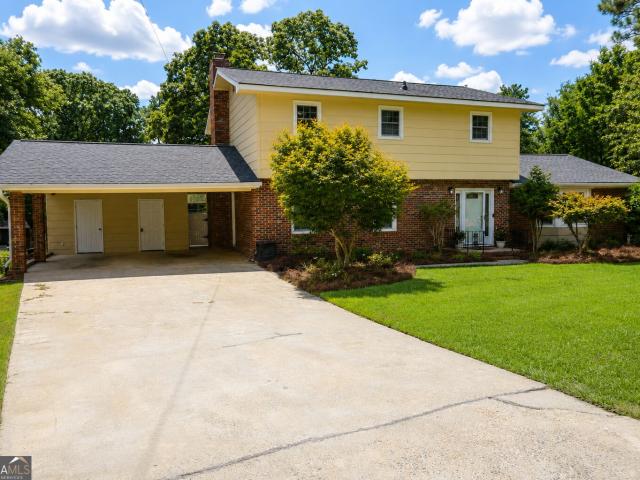 House for sale in Kathleen, Georgia
