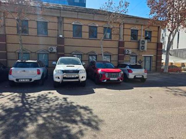 Commercial for rent in Waterkloof, Gauteng