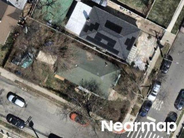House for sale in Queens, Arverne