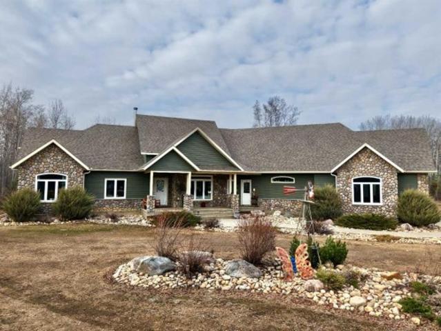 House for sale in Alberta