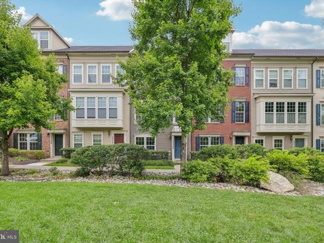 Condo for sale in Clarksburg, Montgomery County