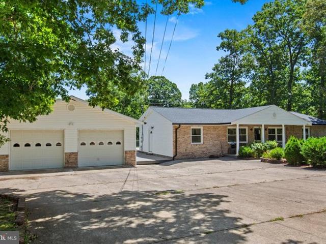 House for sale in California, Maryland