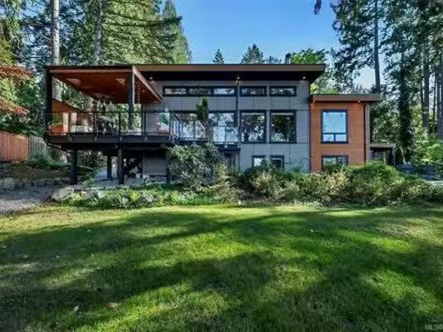 House for sale in North Saanich, British Columbia