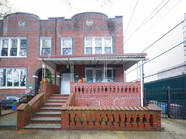 Duplex for sale in Brooklyn