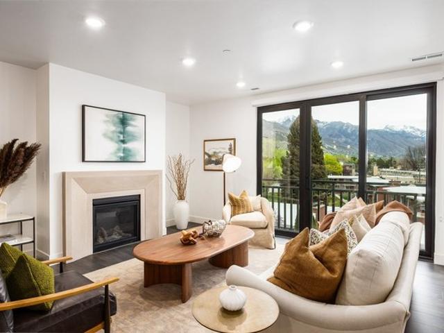 Condo for sale in Holladay, Utah