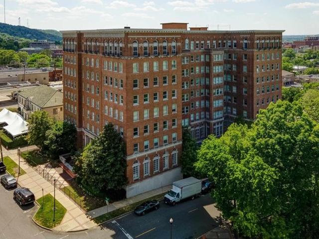 Condo for sale in Birmingham, Alabama