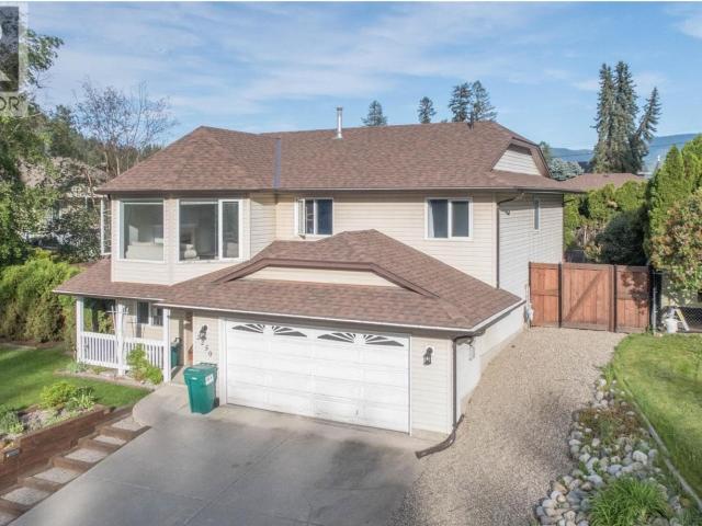 House for sale in Lumby, British Columbia