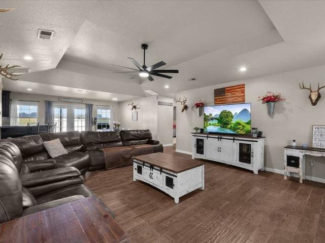 House for sale in Poolville