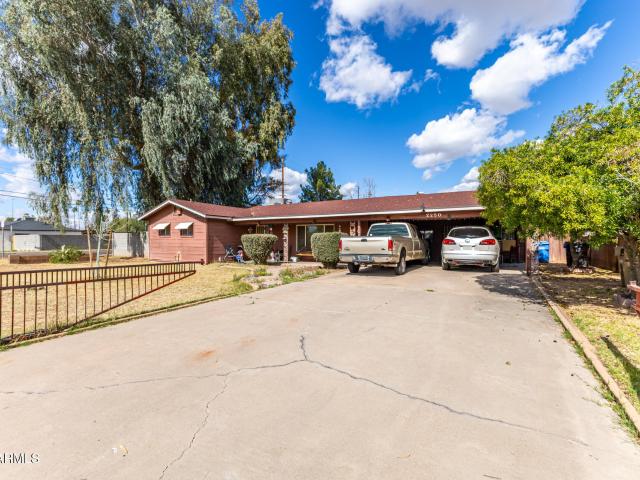 House for sale in Laveen, Arizona