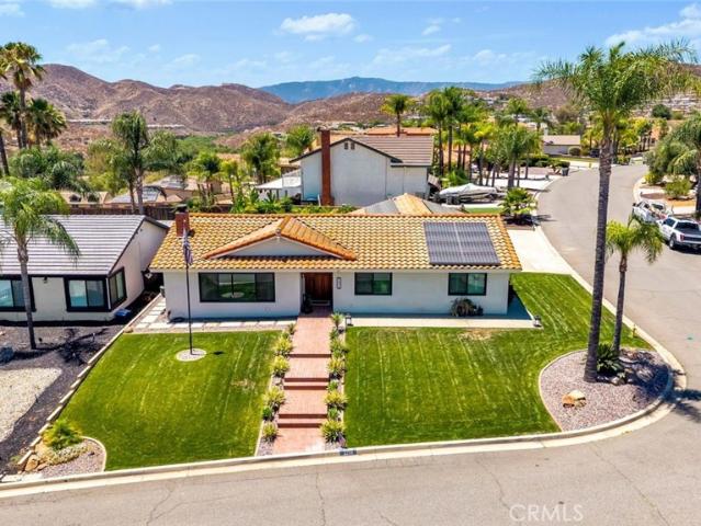 House for sale in Canyon Lake, California