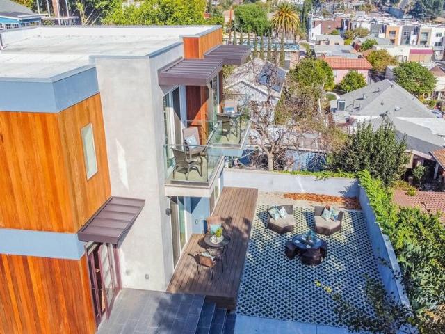 Property for rent in Canoga Park, California