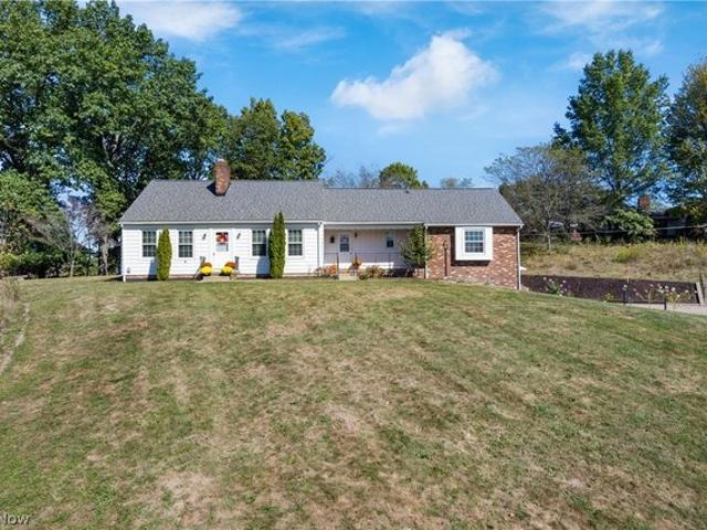 House for sale in Magnolia, Ohio