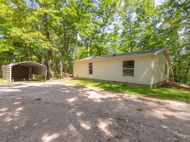 House for sale in Barry, Missouri