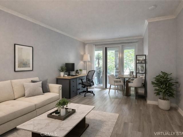 Condo for sale in Irvine Business Complex, Irvine