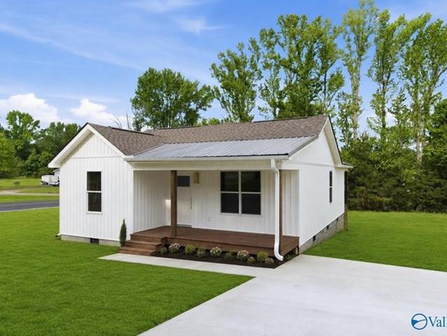 House for sale in Grant, Alabama