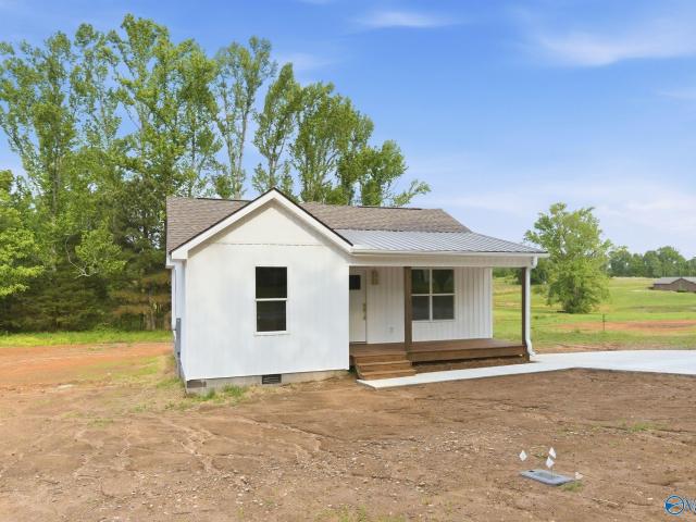 House for sale in Grant, Alabama