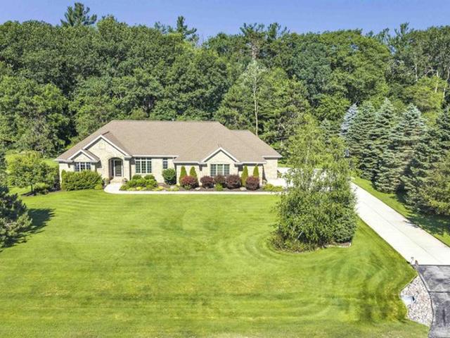 House for sale in Suamico, Wisconsin