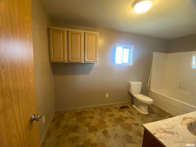 House for sale in Thompsonville, Illinois