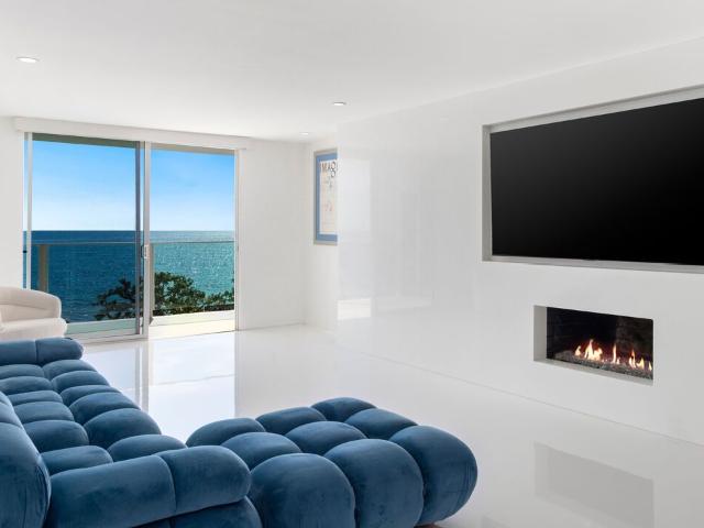 Condo for sale in Malibu, California