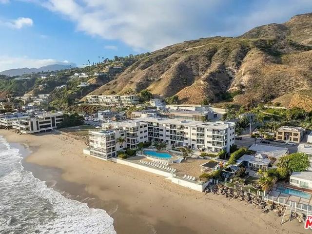 Condo for sale in Malibu, California