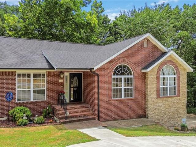 House for sale in Ark