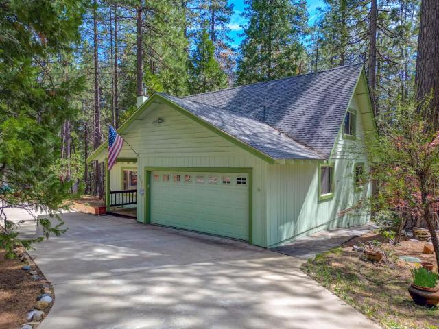 Property for sale in Arnold, California