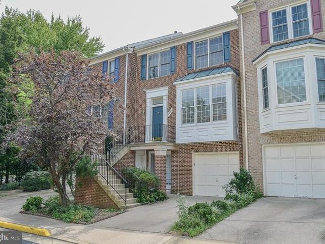 Townhouse for sale in Virginia