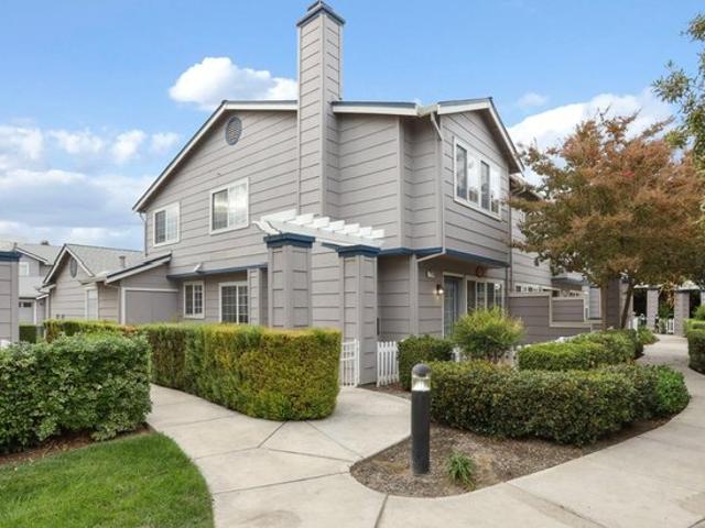 Condo for sale in Tracy, California