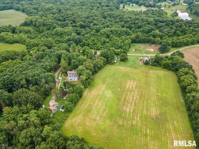 House for sale in Petersburg, Illinois
