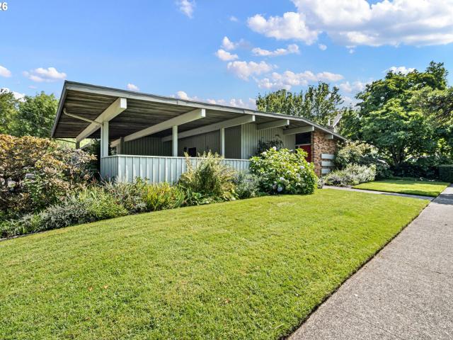 House for sale in Oregonia