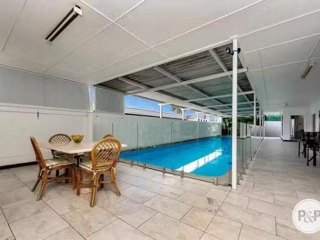 Apartment for rent in Hermit Park, Queensland